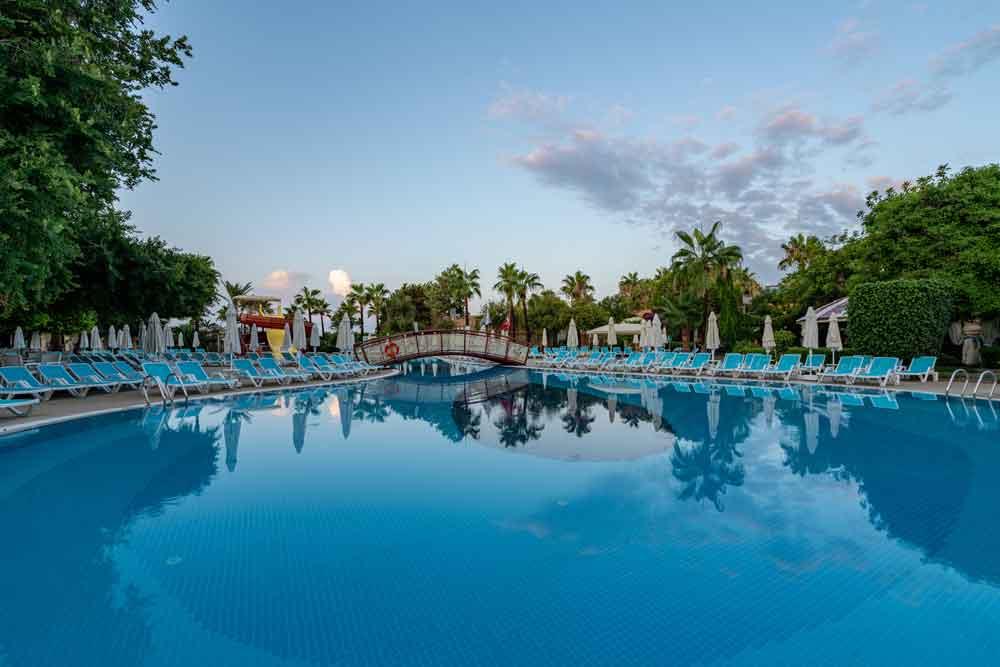 Palmeras Beach Hotel Ultra All Inclusive Konaklı Esterno foto