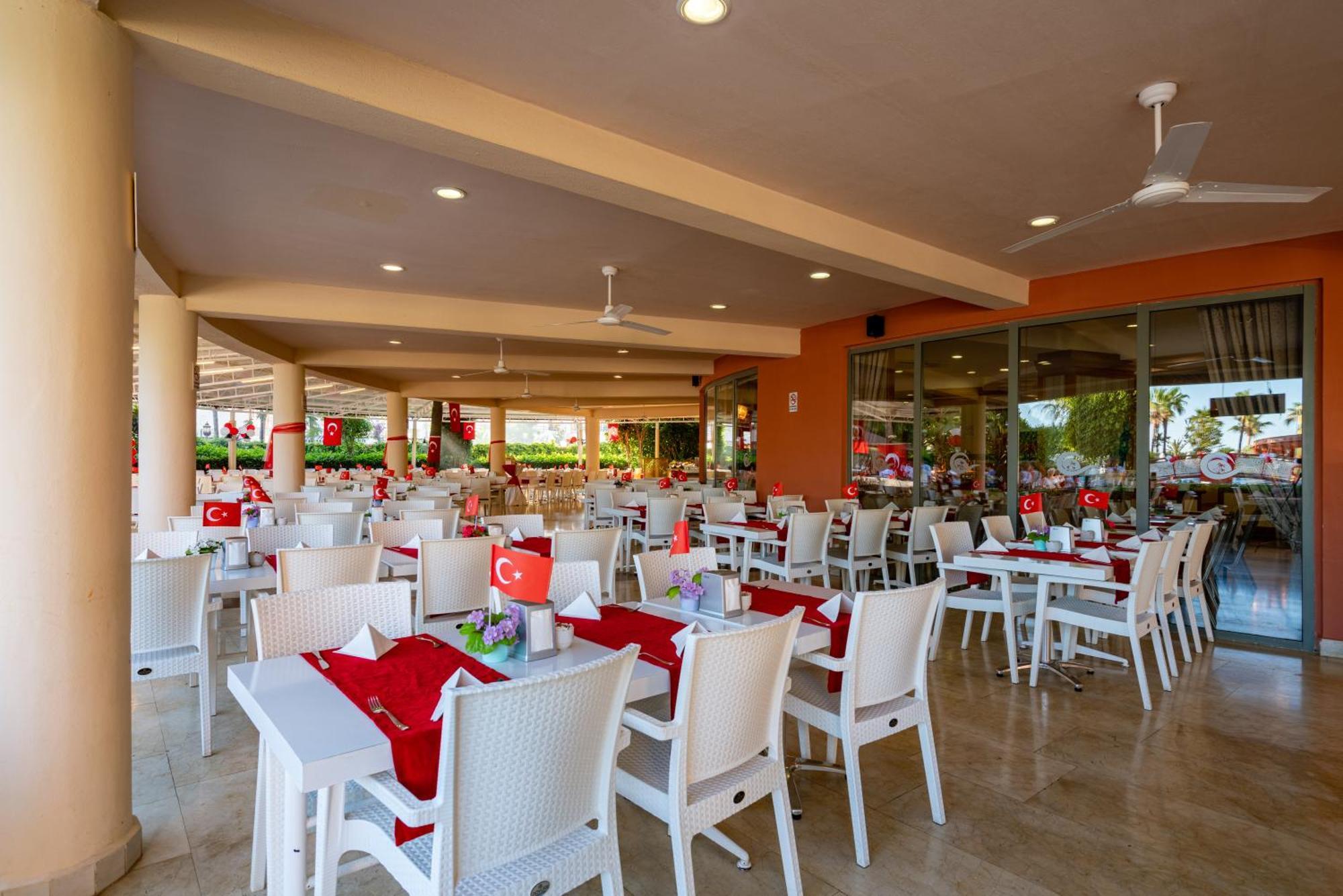 Palmeras Beach Hotel Ultra All Inclusive Konaklı Esterno foto